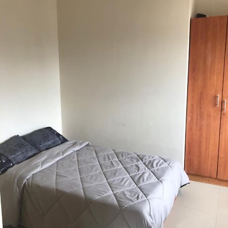 Kingston Court Daire Bangalore Dış mekan fotoğraf